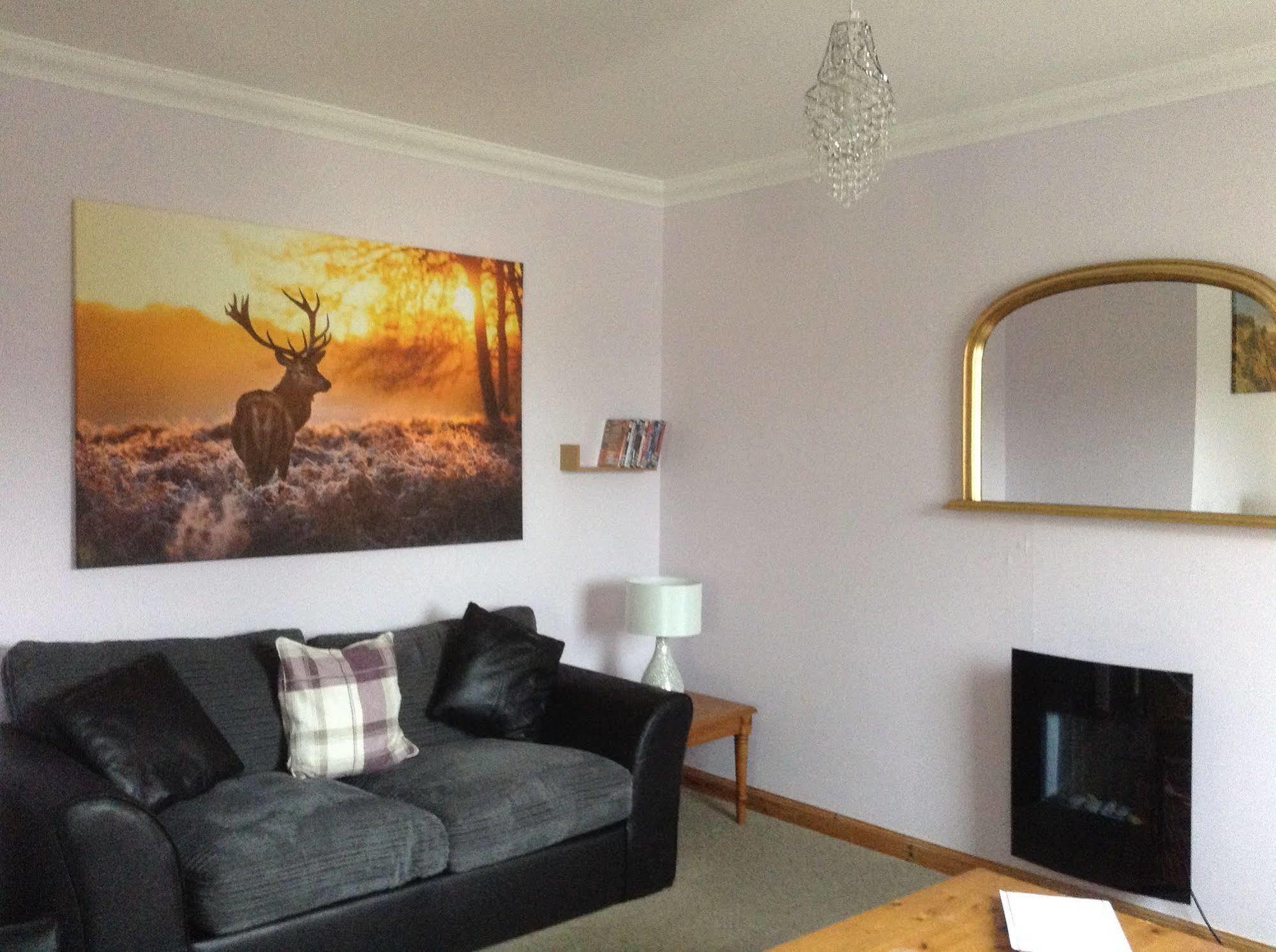 Glenlochy Nevis Bridge Apartments Форт-Уильям Экстерьер фото
