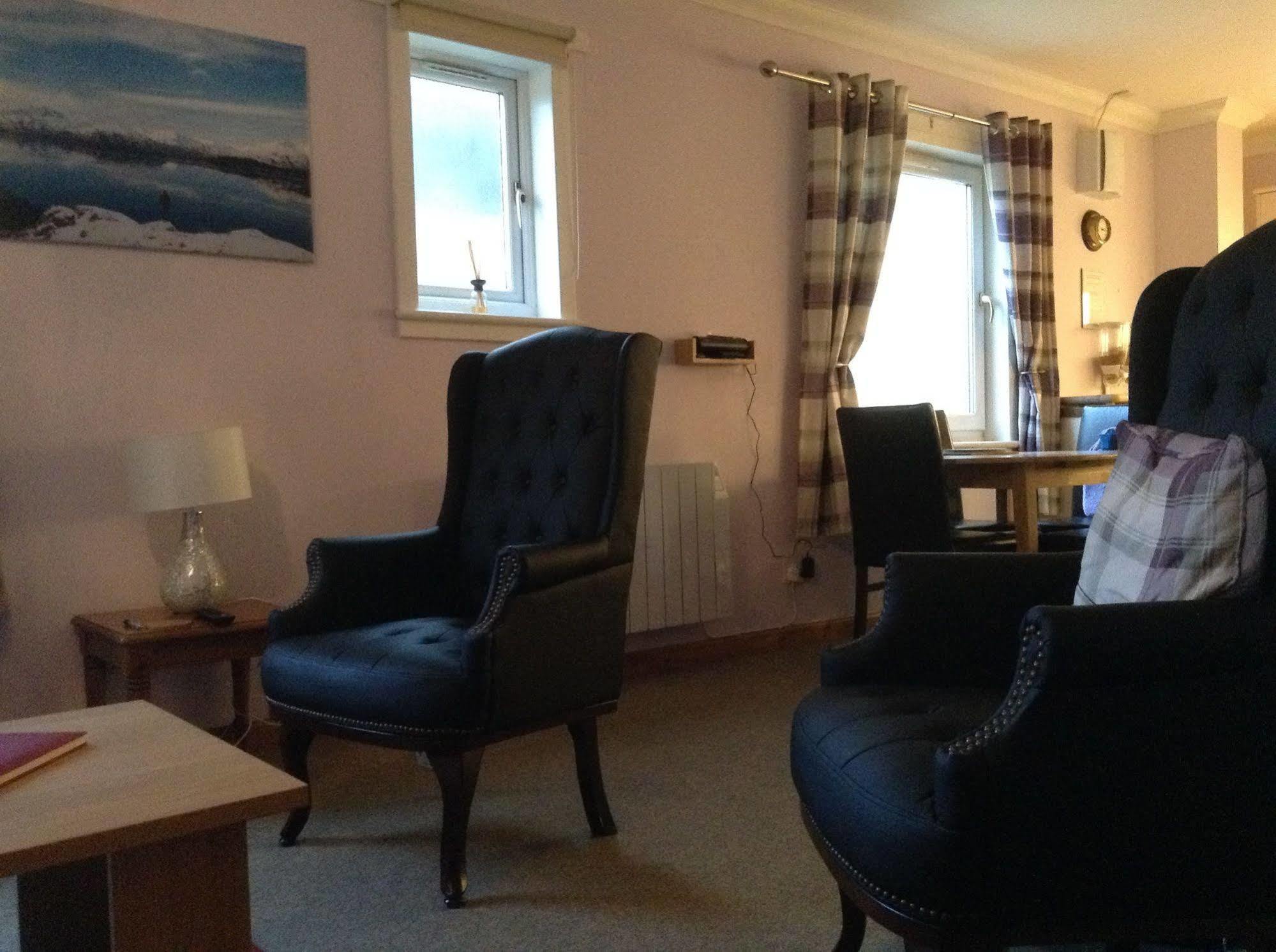 Glenlochy Nevis Bridge Apartments Форт-Уильям Экстерьер фото